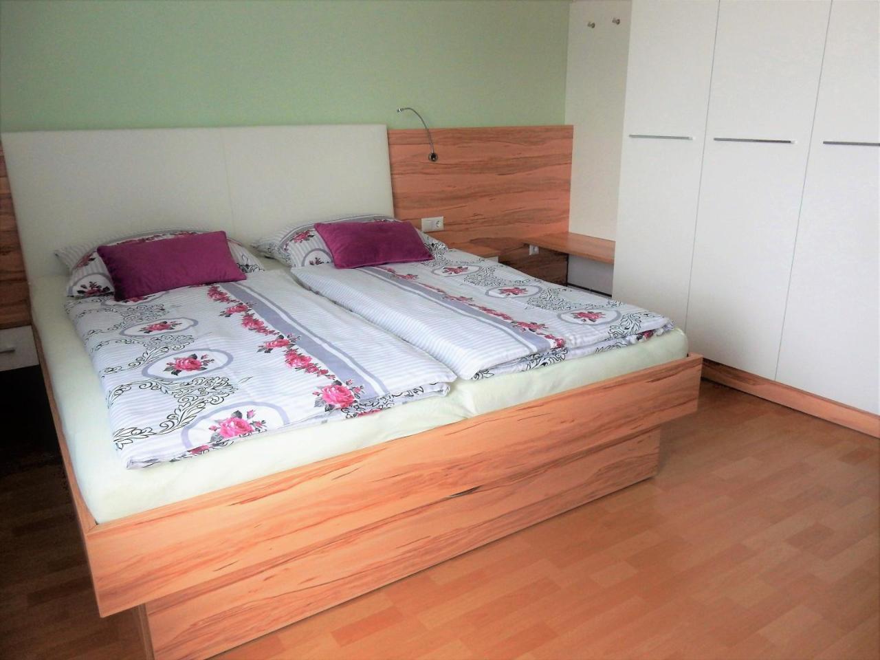 Fruehstueckspension Lach Bed & Breakfast Eberndorf Exterior photo